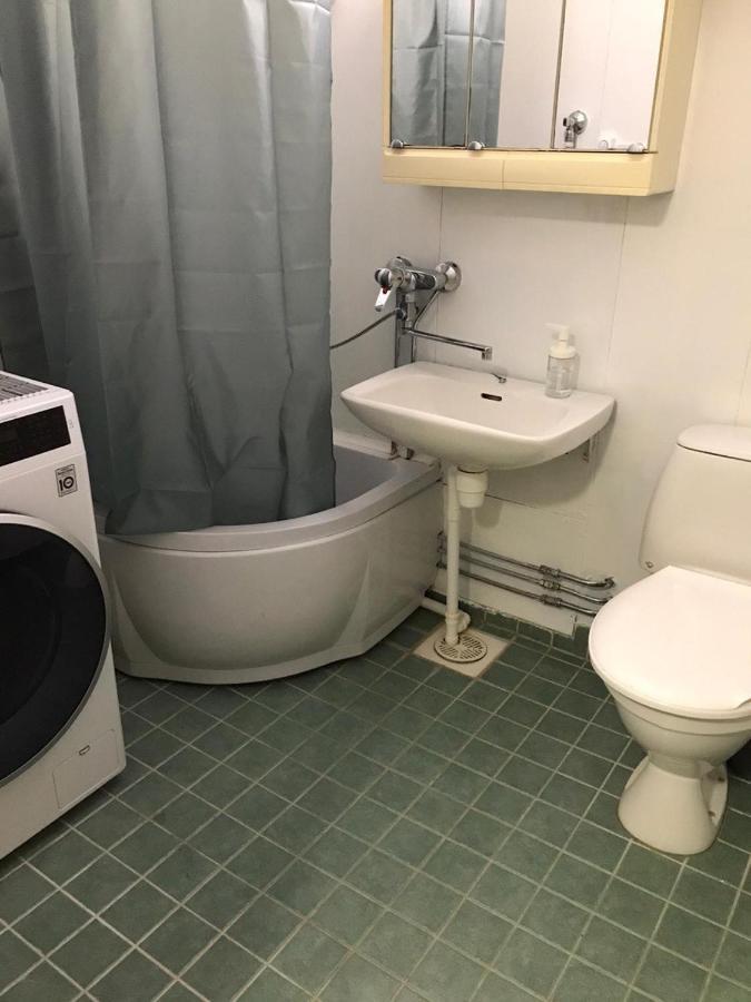 Spacious 1Bdrm Apartment Near Metro. Free Parking Vantaa Ngoại thất bức ảnh