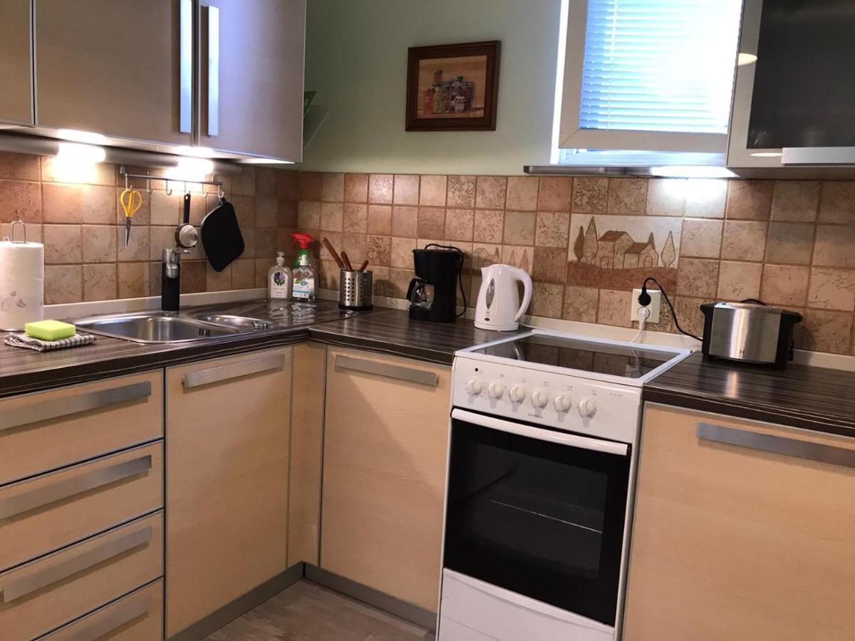 Spacious 1Bdrm Apartment Near Metro. Free Parking Vantaa Ngoại thất bức ảnh